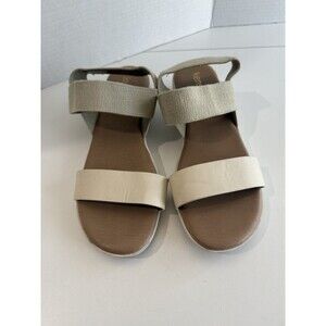 Kensie Everlee Womens, Beige Strap Sandal 10